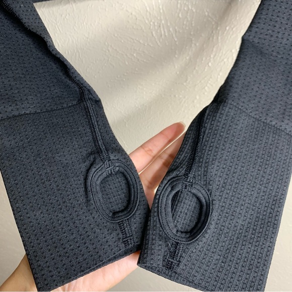 Gymshark Vital Seamless Crop Long Sleeve
Top black Marl - Picture 4 of 7